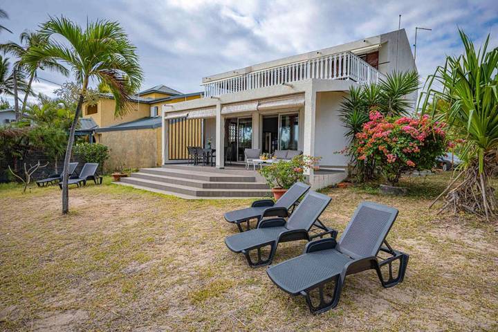 Location de vacances pour 14 personnes, avec jardin et vue, animaux acceptés dans Plage de la Saline - 2