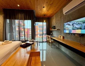 Gîte pour 2 personnes, avec vue ainsi que piscine et balcon dans Rawai Beach