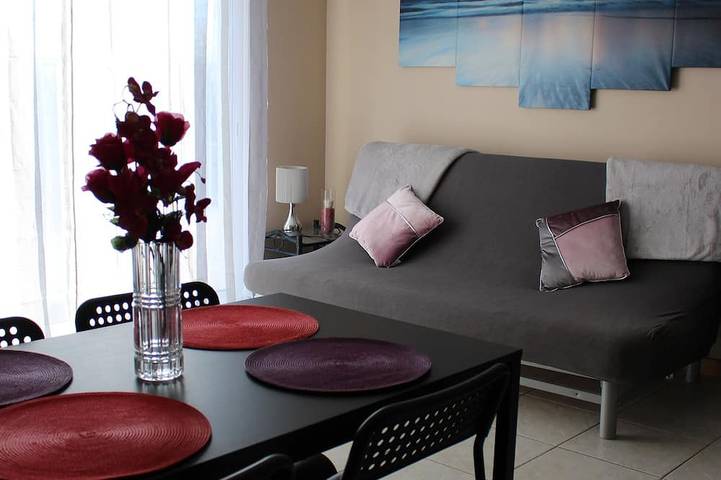 Gîte pour 3 personnes, avec terrasse et piscine à Jarrie - 4