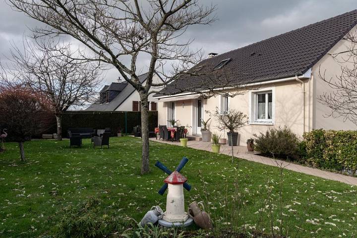 Location de vacances pour 2 personnes, avec terrasse et jardin à Évron - 4