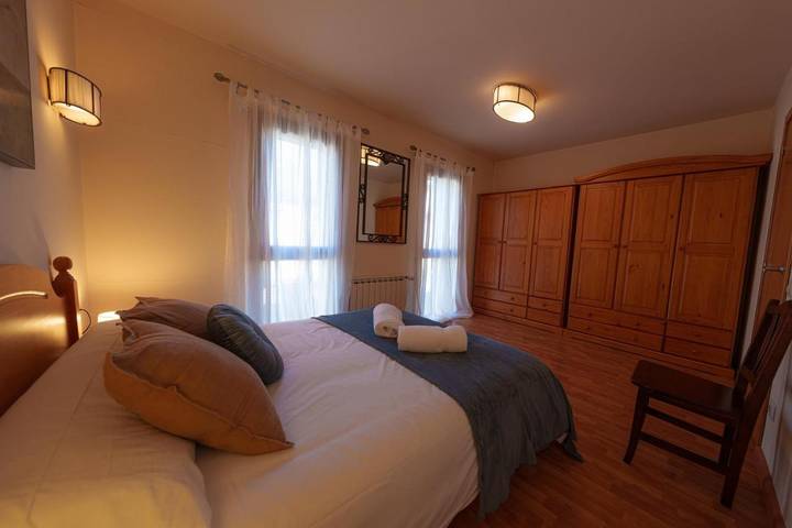 Location de vacances pour 8 personnes, avec jardin et vue à Castiello de Jaca - 3