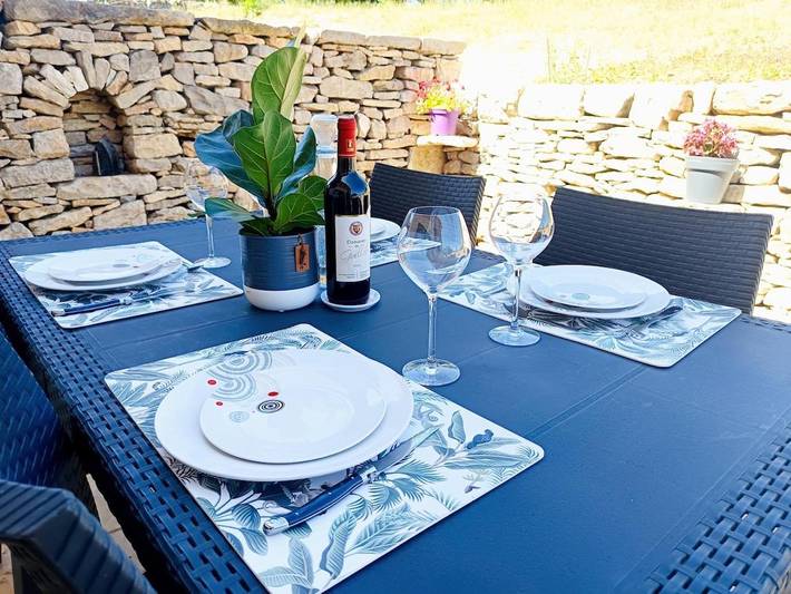 Location de vacances pour 4 personnes, avec terrasse et jardin, animaux acceptés à Limogne-en-Quercy - 3