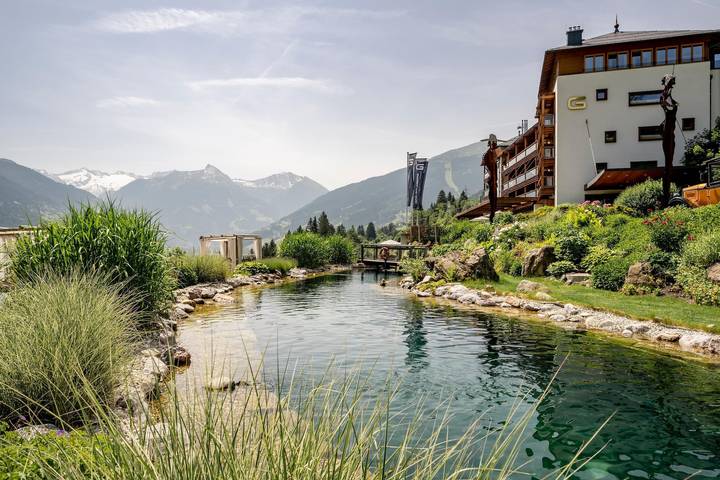 Hotel für 3 Personen, mit Balkon und Whirlpool sowie Terrasse und Garten in Bad Hofgastein
