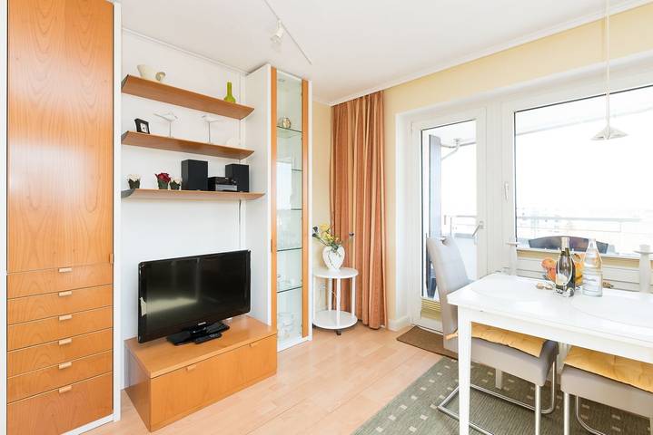 Ganze Wohnung, Komfortable Ferienwohnung mit Balkon im Haus Ankerlicht in Westerland, Sylt (Gemeinde)