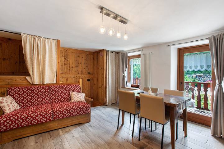 Gîte pour 4 personnes, avec balcon à Valsavarenche