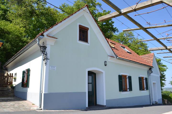 Ferienwohnung für 3 Personen, mit Terrasse in Fehring