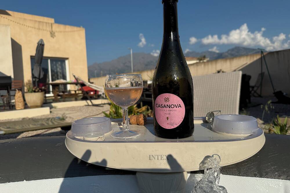 Maison, trois champs sans prétention avec jardin, stationnement in Calvi, Région de Calvi