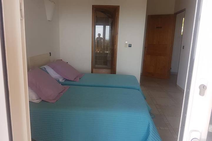 Location de vacances pour 10 personnes, avec Terrasse et Jardin dans Plage de Tenutella - 4