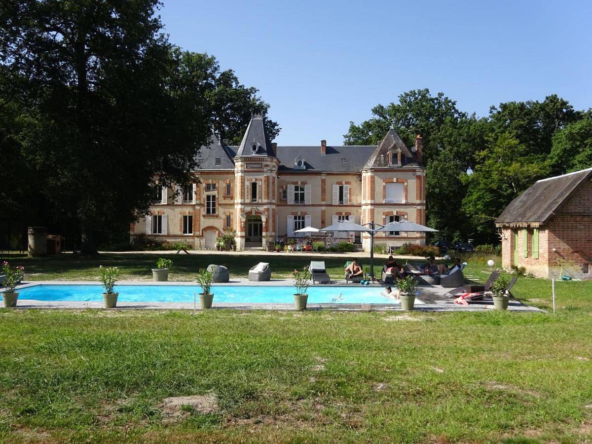 Double Room with Lake View in Villeny, Sologne