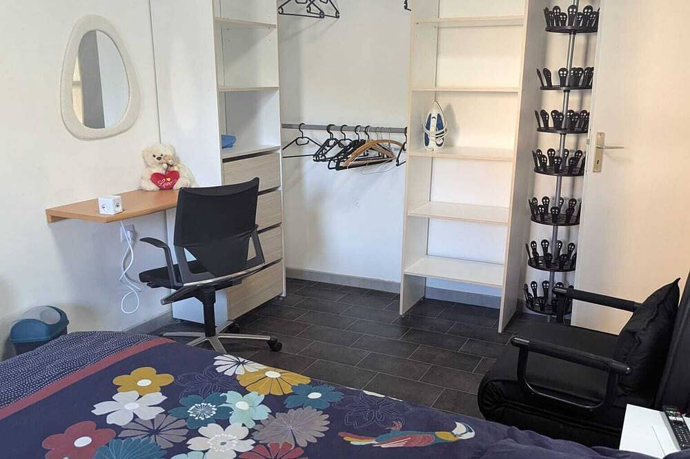 Ganze Wohnung, Apartamento a 5 minutos de Luxemburgo fully equipped kitchen, lovely terrace in Deutsch-Oth, Moselle