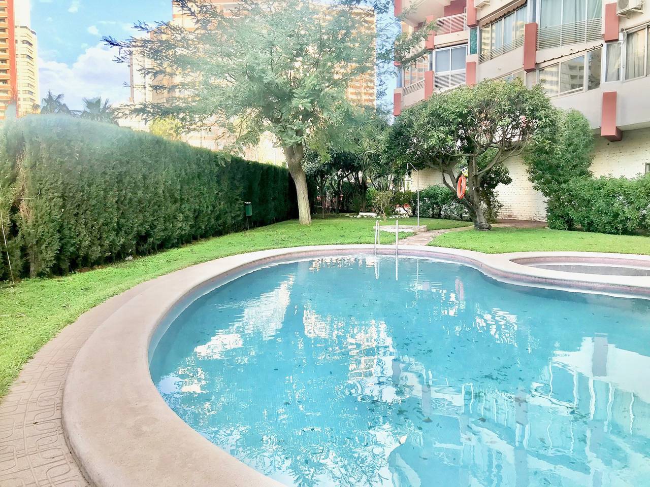 Entire apartment, Apartment in Benidorm with pool - 4 guests in Benidorm, Costa Blanca