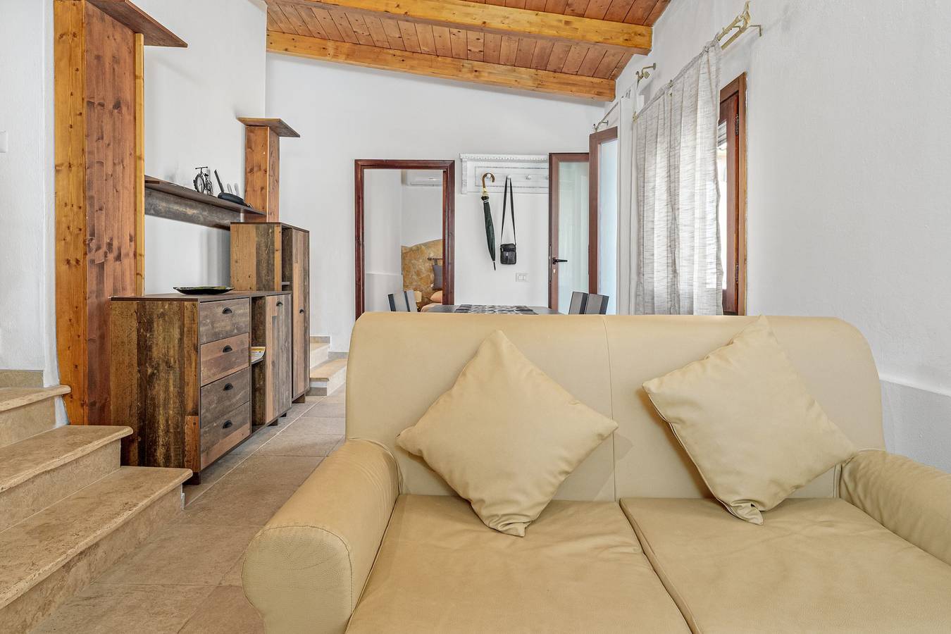 Casa vacanze 'Elia's House' con terrazza privata, Wi-Fi e aria condizionata in Porto Istana, Gallura
