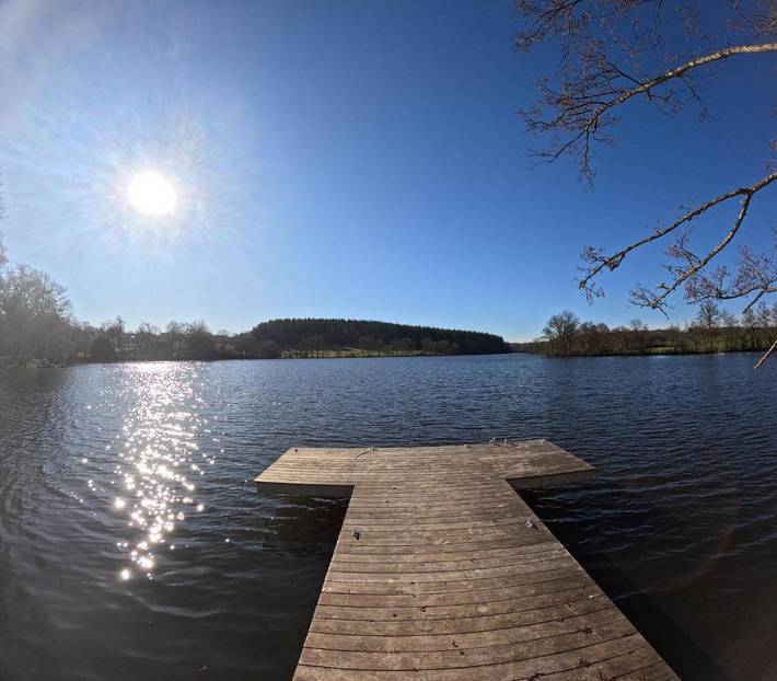 Location de vacances pour 8 personnes, avec vue ainsi que vue sur le lac et jardin, animaux acceptés à Magny - 3