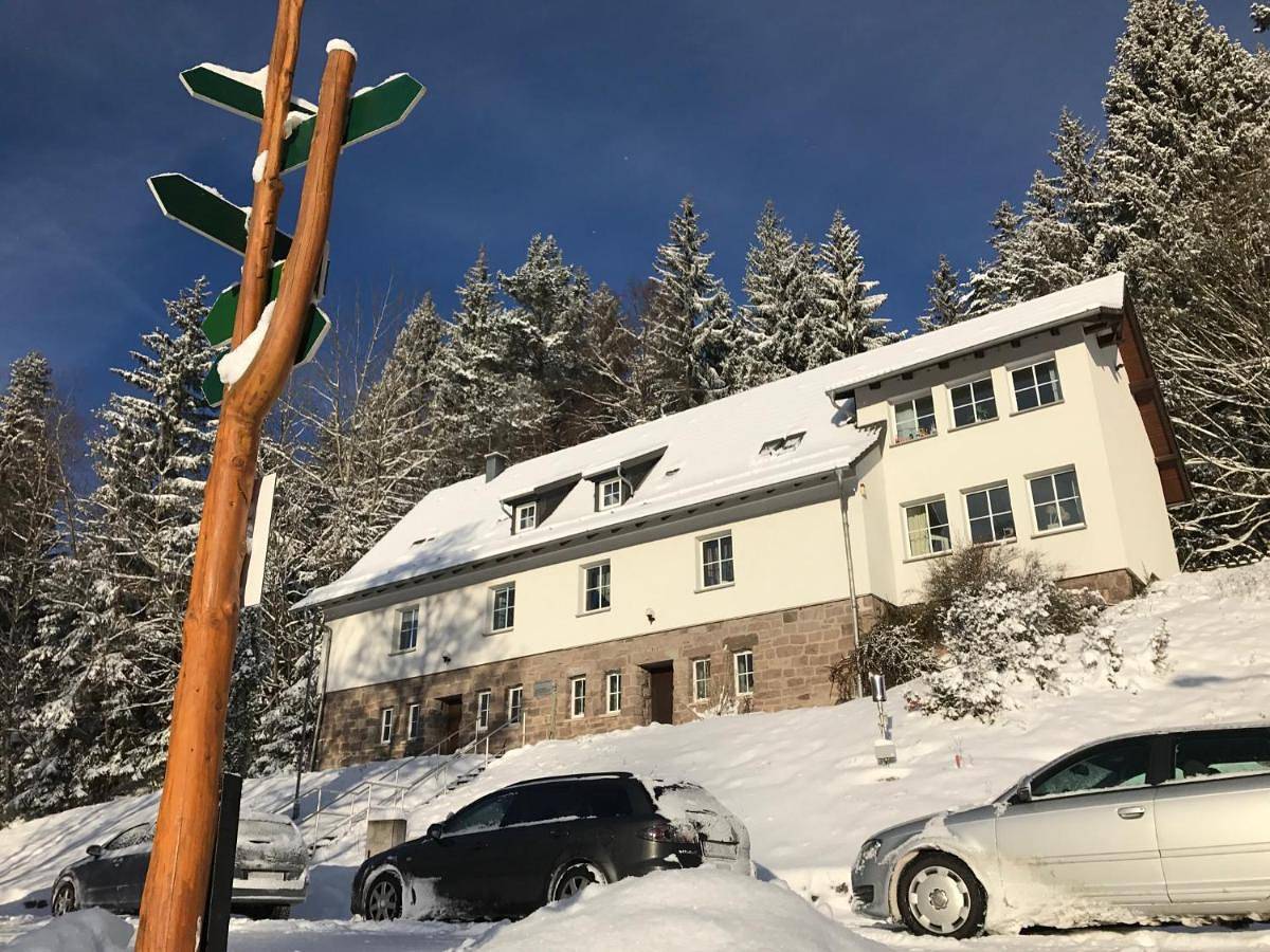 Ganze Wohnung, Ferienhaus Lütsche in Frankenhain, Rennsteig