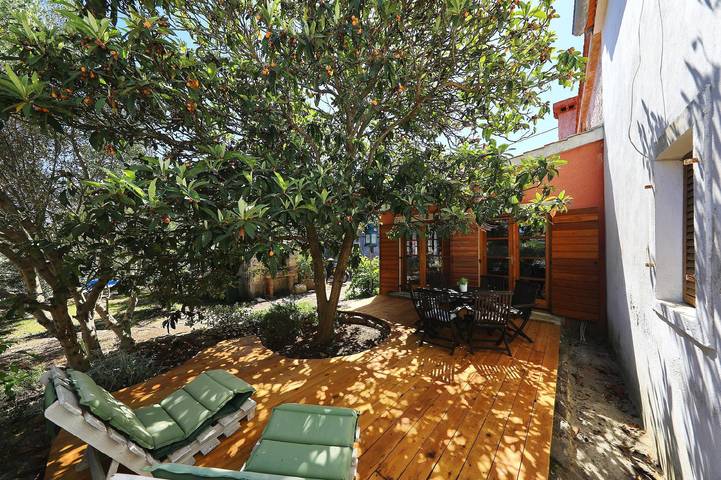 Ferienhaus für 6 Personen, mit Garten und Terrasse sowie Pool und Whirlpool - 1