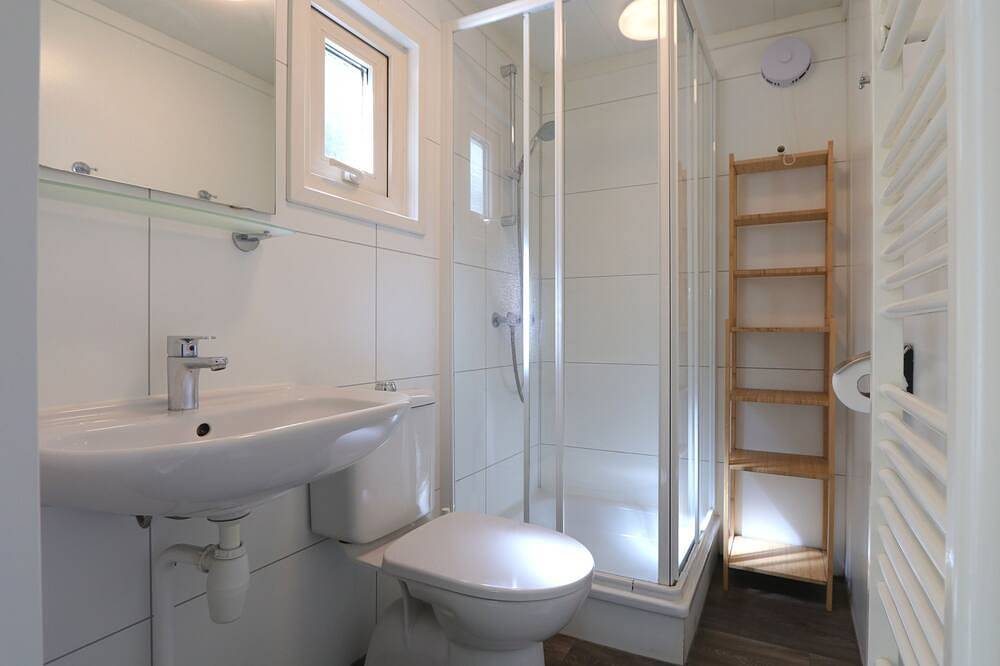 Chalet mit 2 Schlafzimmern und einer Terrasse in Hoge Veluwe