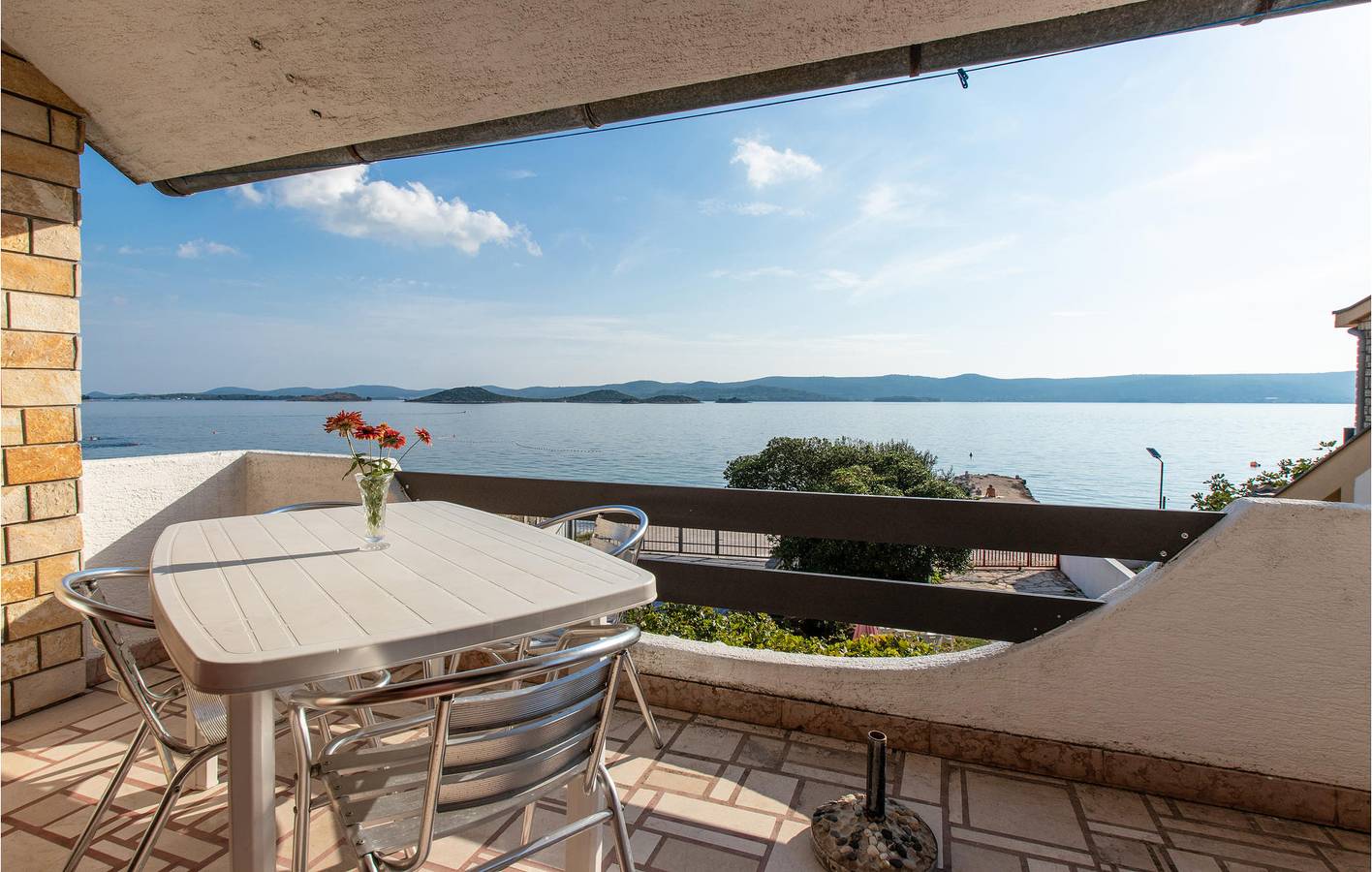 Cijeli apartman za odmor, Apartman za odmor za 5 osoba s terasa in Općina Sveti Filip i Jakov, Zadarska županija