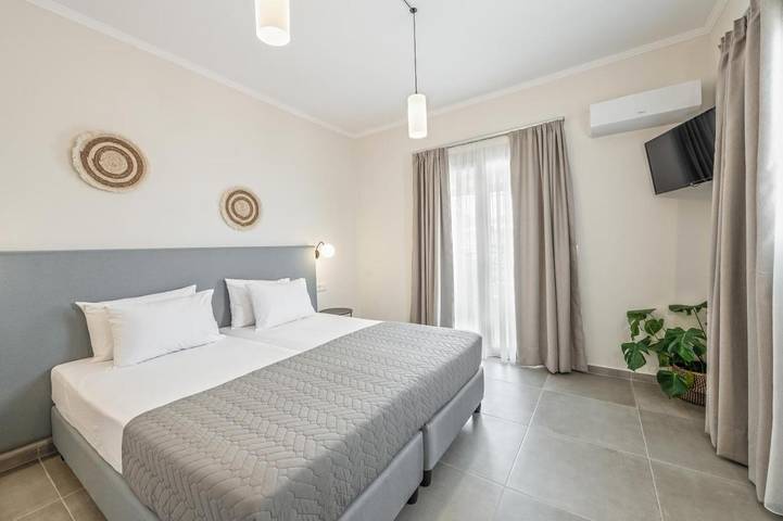 Bungalow für 4 Personen, mit Ausblick und Garten auf Zakynthos