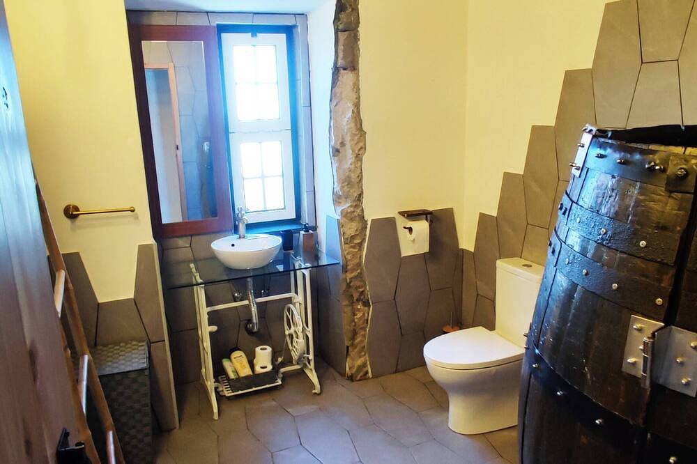 Vítor Manuel Cota Machado in Biscoitos, Terceira (Azoren)