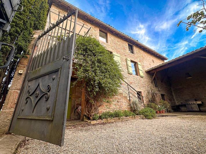 Location de vacances pour 4 personnes, avec jardin à Charnay-lès-Mâcon - 3