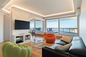 Gîte pour 4 personnes, avec balcon et jardin dans Plage du Miramar