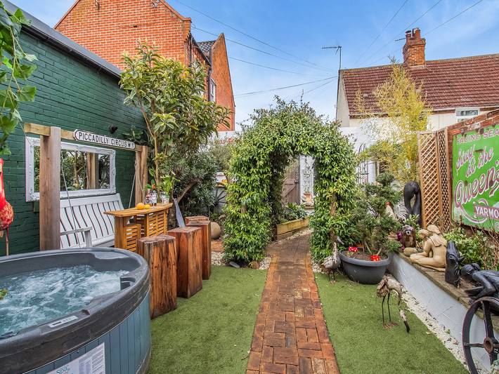 Ferienhaus für 4 Personen, mit Garten, mit Haustier