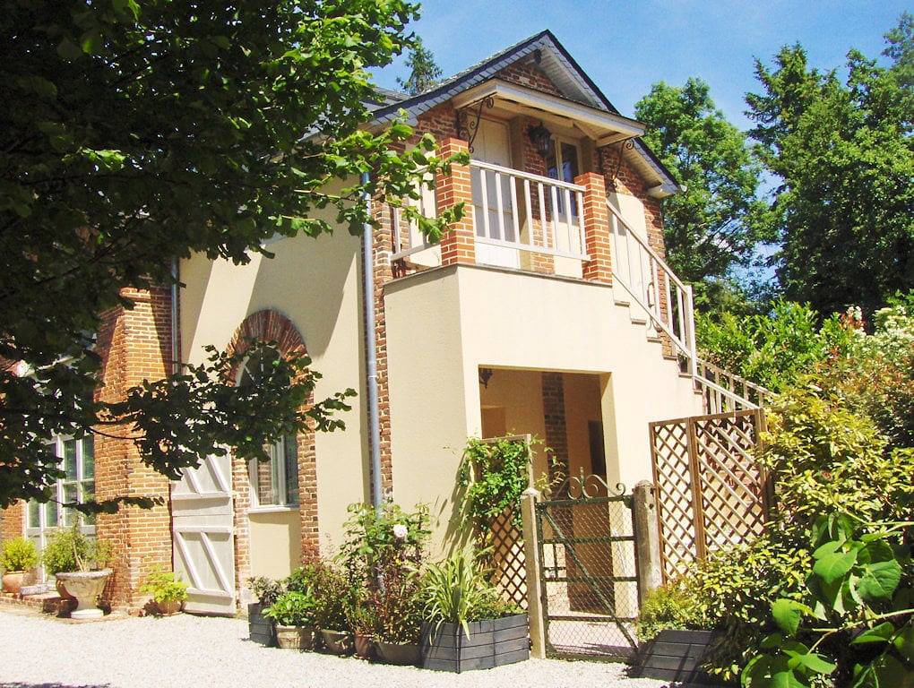 Le Clos du Guiel - Chambre Iris Bleu in Montreuil-l'Argillé, Région de Bernay