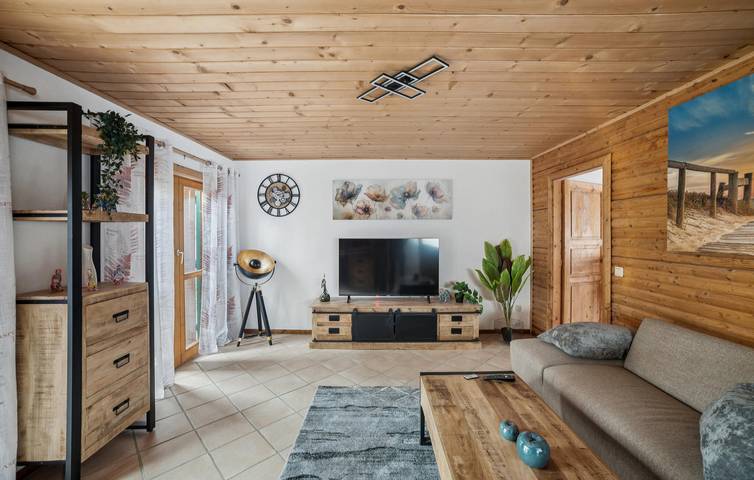 Gemütliche Wohnung 2km vom Dickendorf Zentrum mit Wifi & Parkplatz in Steinebach/Sieg, Altenkirchen & Umgebung