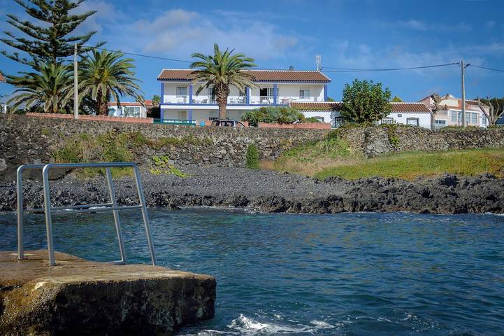Apartamento de férias para 5 pessoas, com jardim e varanda em Terceira
