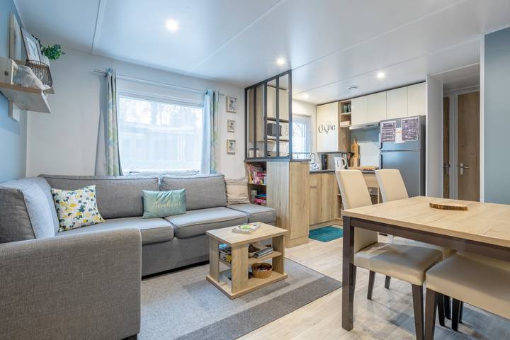 Camping pour 6 personnes, avec bassin pour enfant ainsi que jardin et jacuzzi en Bretagne - 3