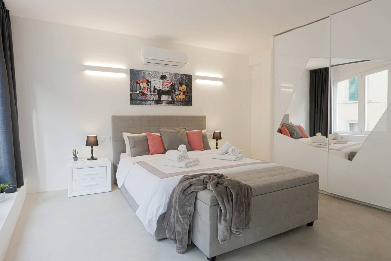 Entire apartment, Apartment 'My Loft Firenze Lux' with Wi-Fi and Air Conditioning in Florence city center, Florence