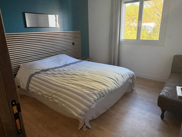 Location de vacances pour 8 personnes, avec piscine ainsi que jardin et jacuzzi à Teyran - 4