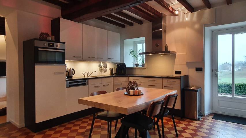 Gîte pour 12 personnes, avec Jacuzzi ainsi que Piscine et Sauna à Millay - 4