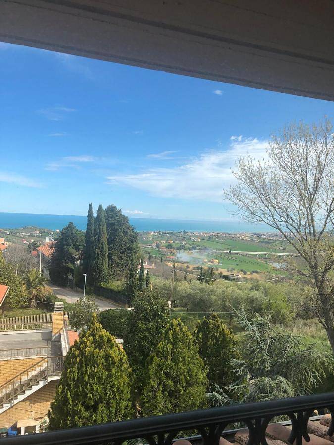 Gîte pour 6 personnes, avec vue et jardin à Mosciano Sant'Angelo - 4