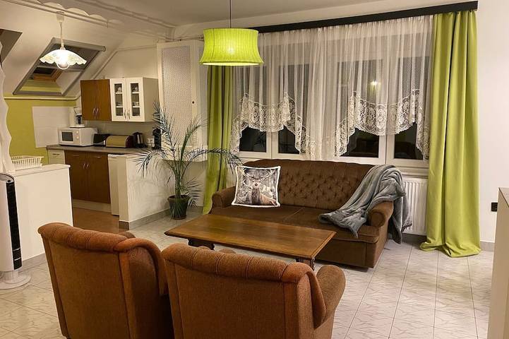 Ferienwohnung für 5 Personen, mit Garten