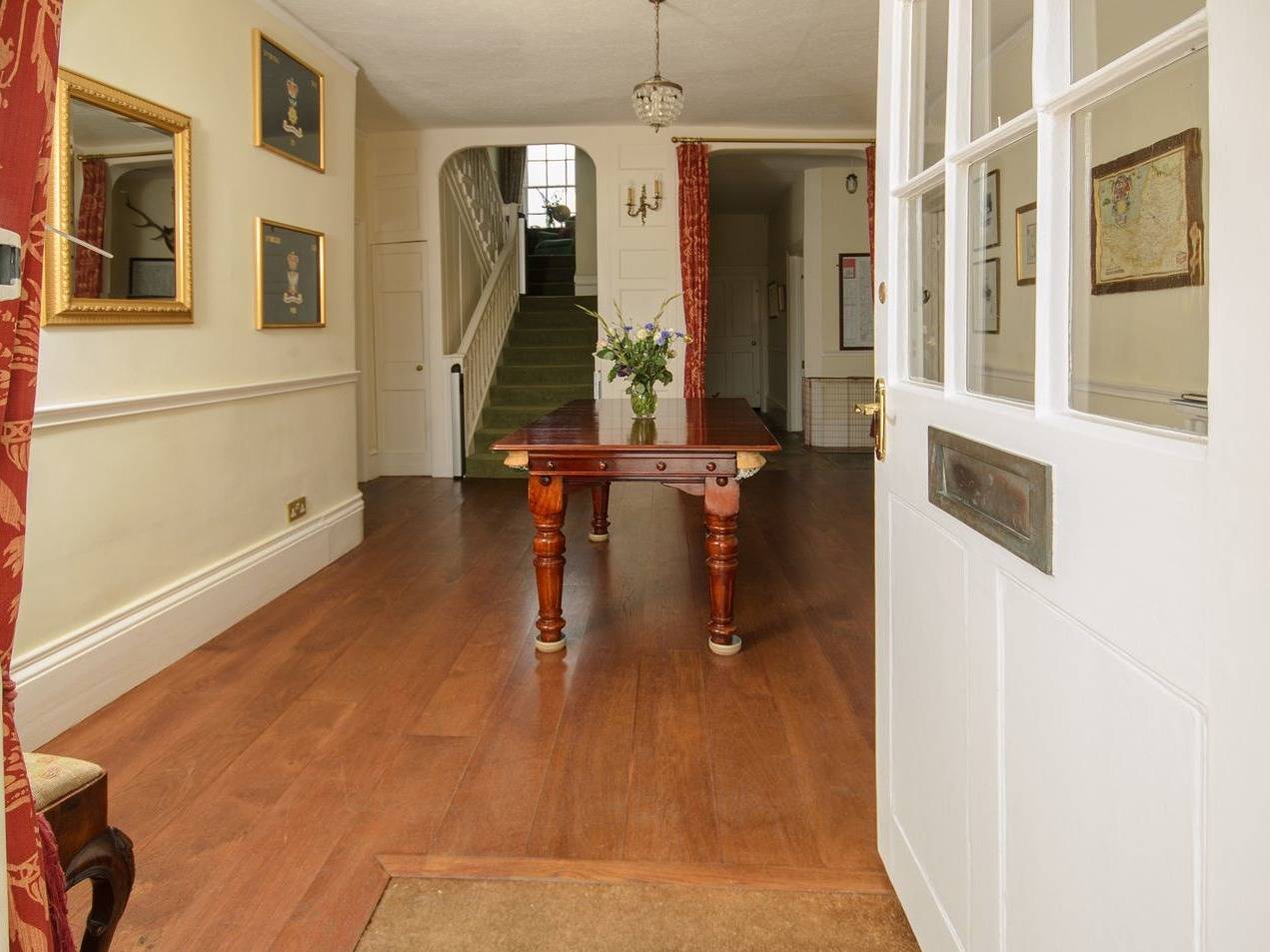 Abbots Manor in Combe Raleigh, Devon