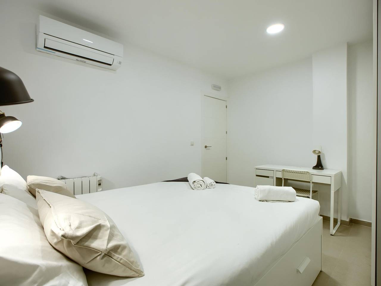 Entire vacation apartment, Charming La Elipa Charming La Elipa in Madrid, Madrid Province