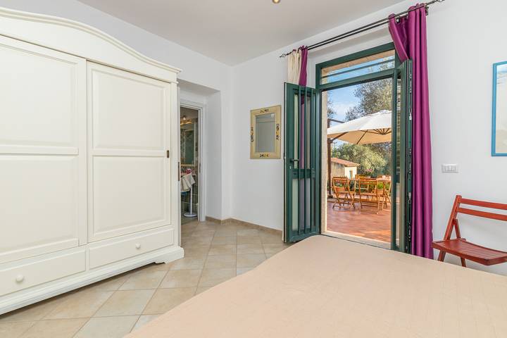 Gîte pour 4 personnes, avec Terrasse dans Olbia - 4