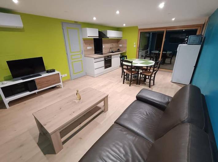 Gîte pour 4 personnes, avec Terrasse et Vue dans Saint-Thibaud-de-Couz