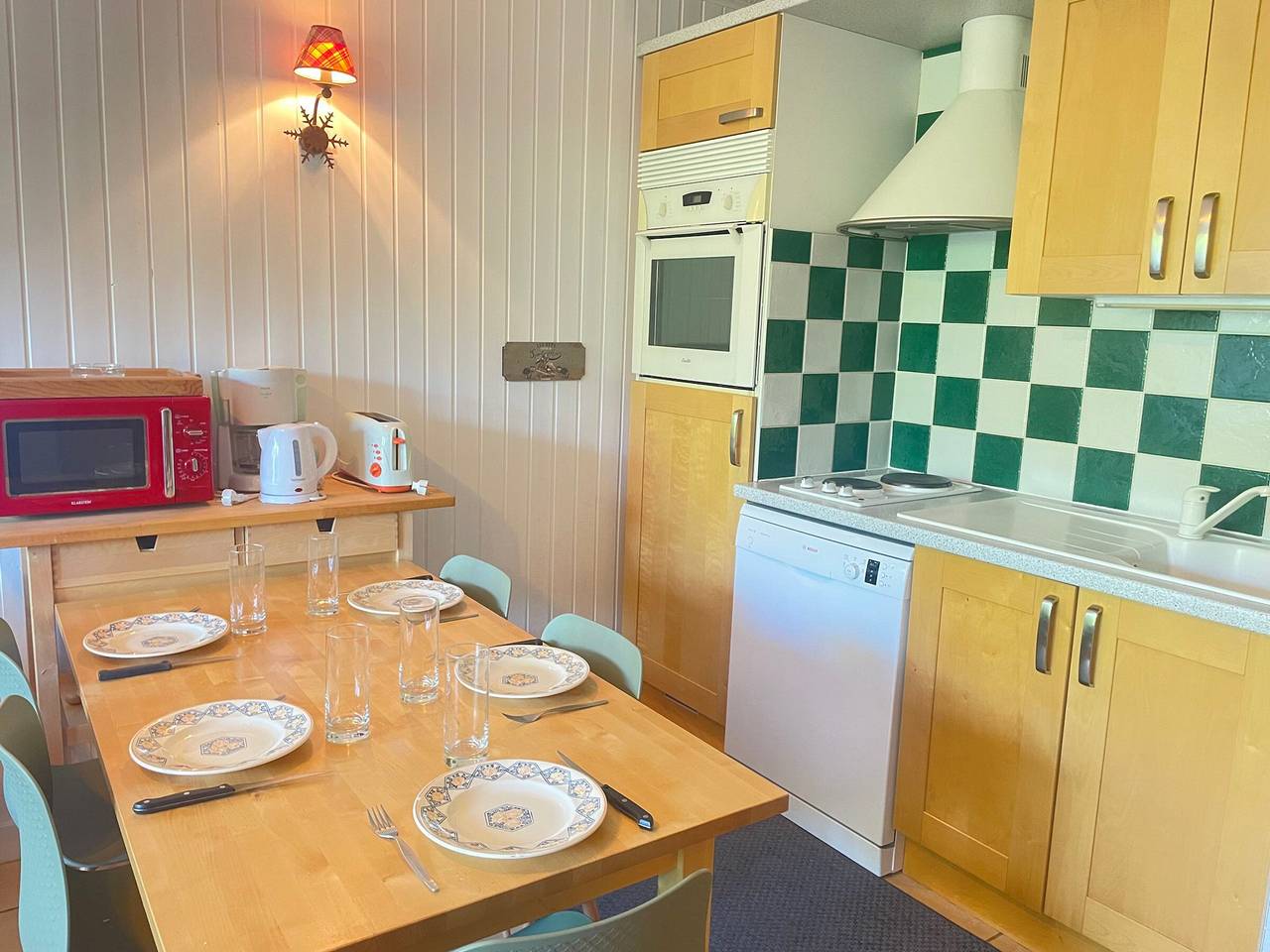 Entire apartment, Central Apartment in Les Gets, Steps from Village and Slopes in Les Gets, Les Portes du Soleil