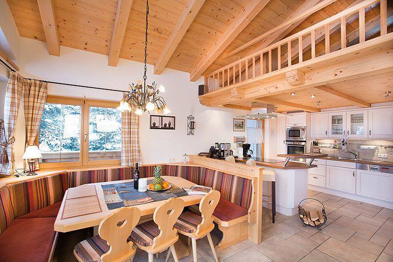 Chalet mit atemberaubendem Bergblick, Sauna und Pistennähe in Hochkrimml, Krimml