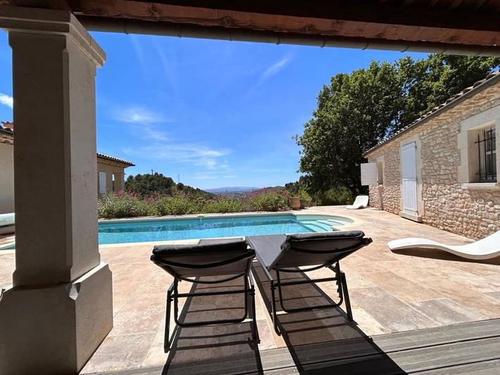 Maison d’hôte pour 2 personnes, avec Terrasse et Jardin ainsi que Piscine et Vue à Villeneuve
