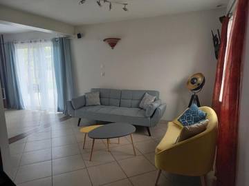 Gîte pour 9 personnes, avec vue et terrasse à Le Poiré-sur-Vie