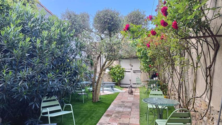 Chambre d’hôte pour 2 personnes, avec jardin ainsi que terrasse et vue