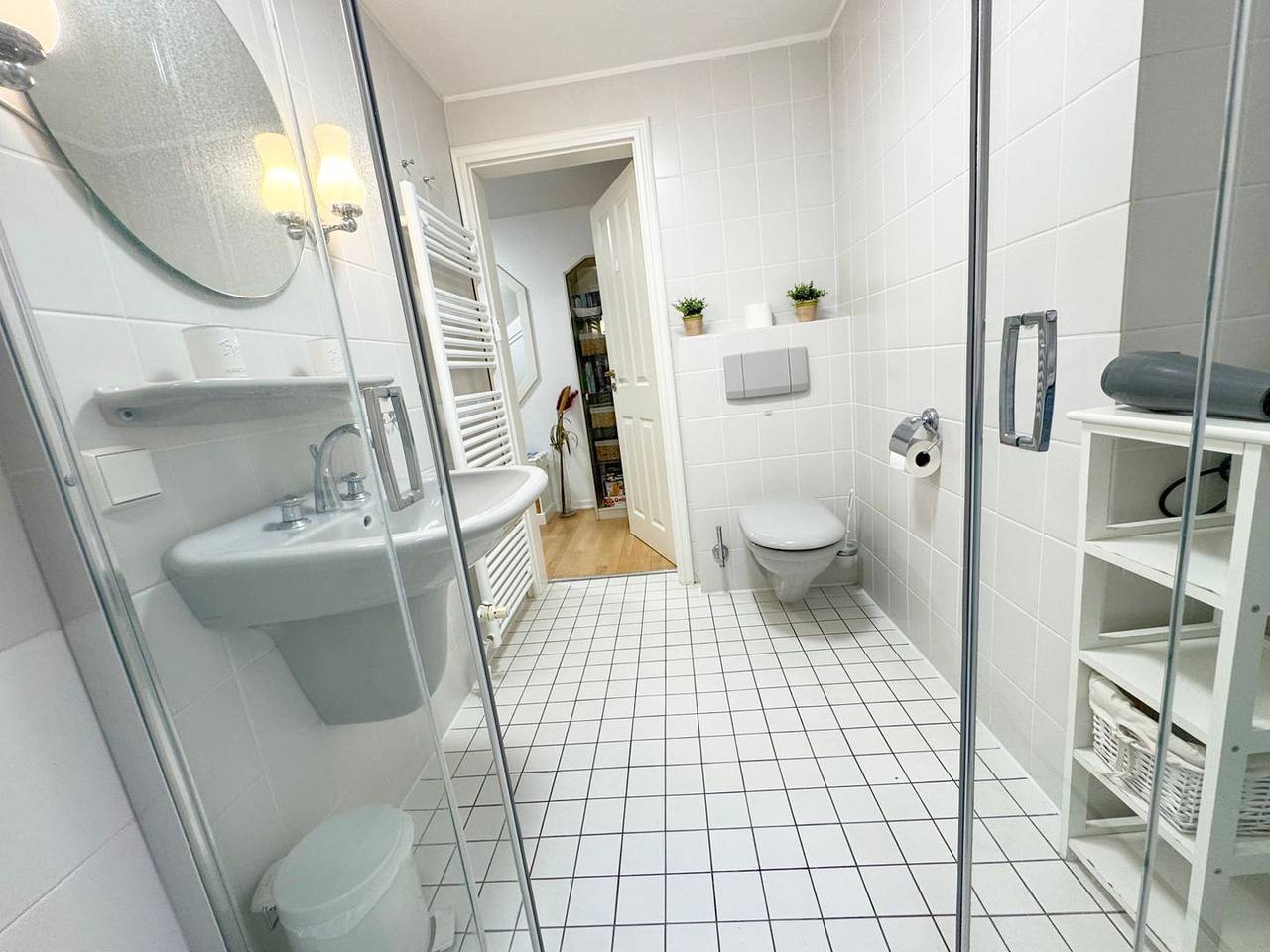 Ganze Wohnung, Drei-Zimmer-Wohnung auf zwei Ebenen am östlichen Rand von Wenningstedt in Wenningstedt, Sylt