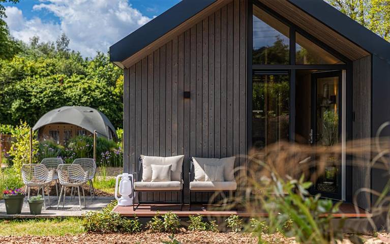 Vakantiehuis voor 4 personen, with Terras and Whirlpool as well as Tuin in Meerssen
