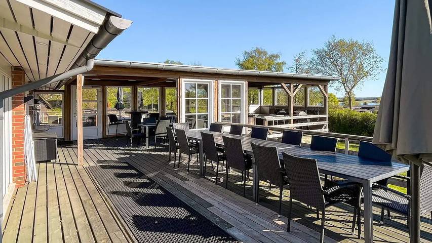 Ferienhaus für 18 Personen, mit Whirlpool und Terrasse sowie Sauna in Astrup Vig - 2