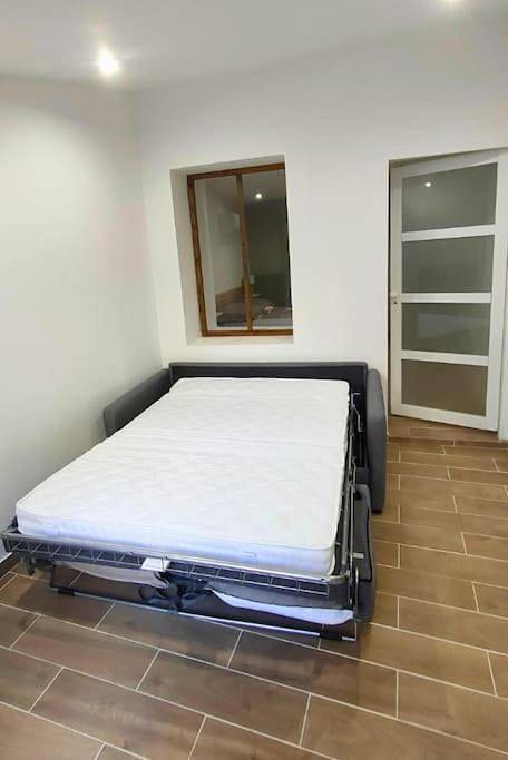 Gîte pour 4 personnes, avec jardin, animaux acceptés dans Office De Tourisme De Greoux Les Bains - 4