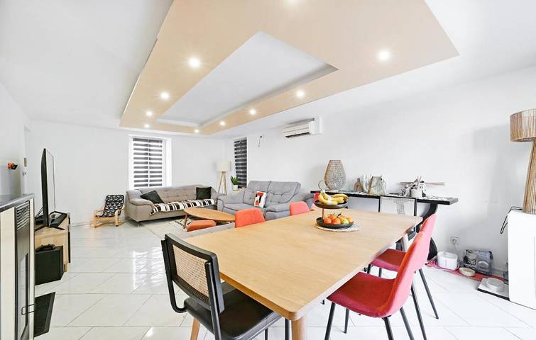 Location de vacances pour 8 personnes, avec piscine à Codolet - 4