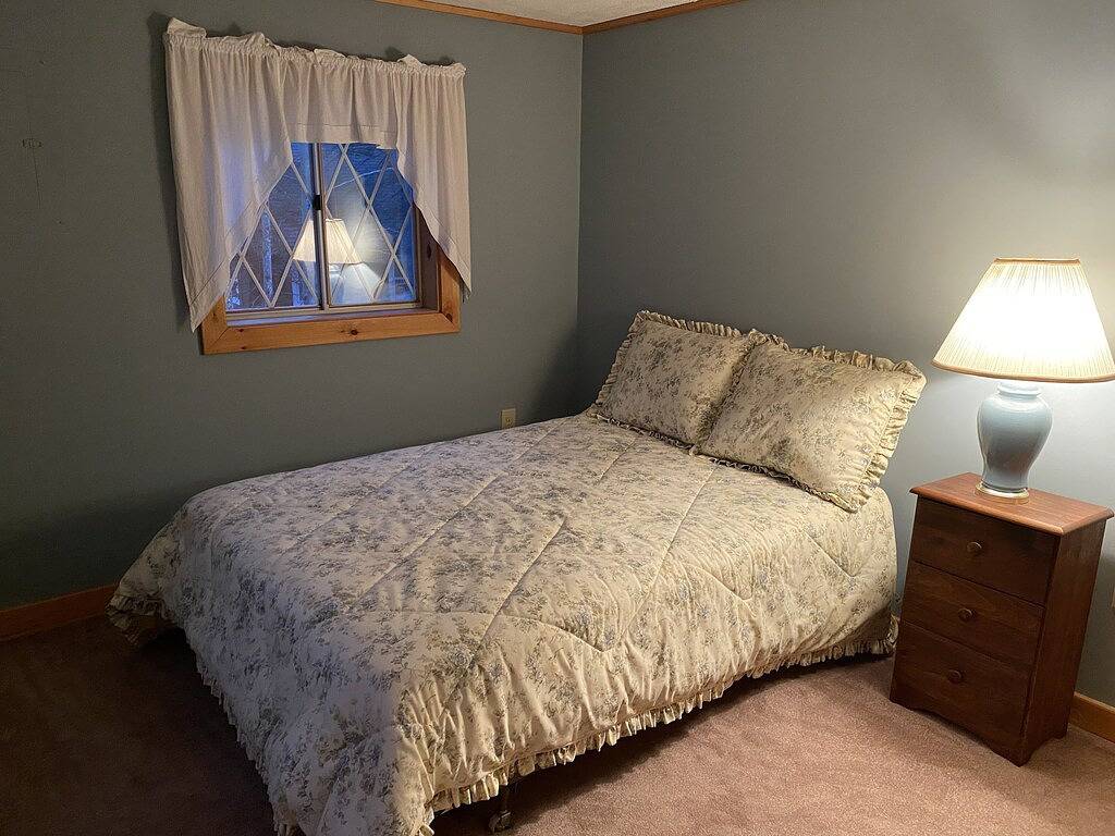 Winni Chalet w/ lake, beach, & boat launch access in Moultonborough, Lake Winnipesaukee